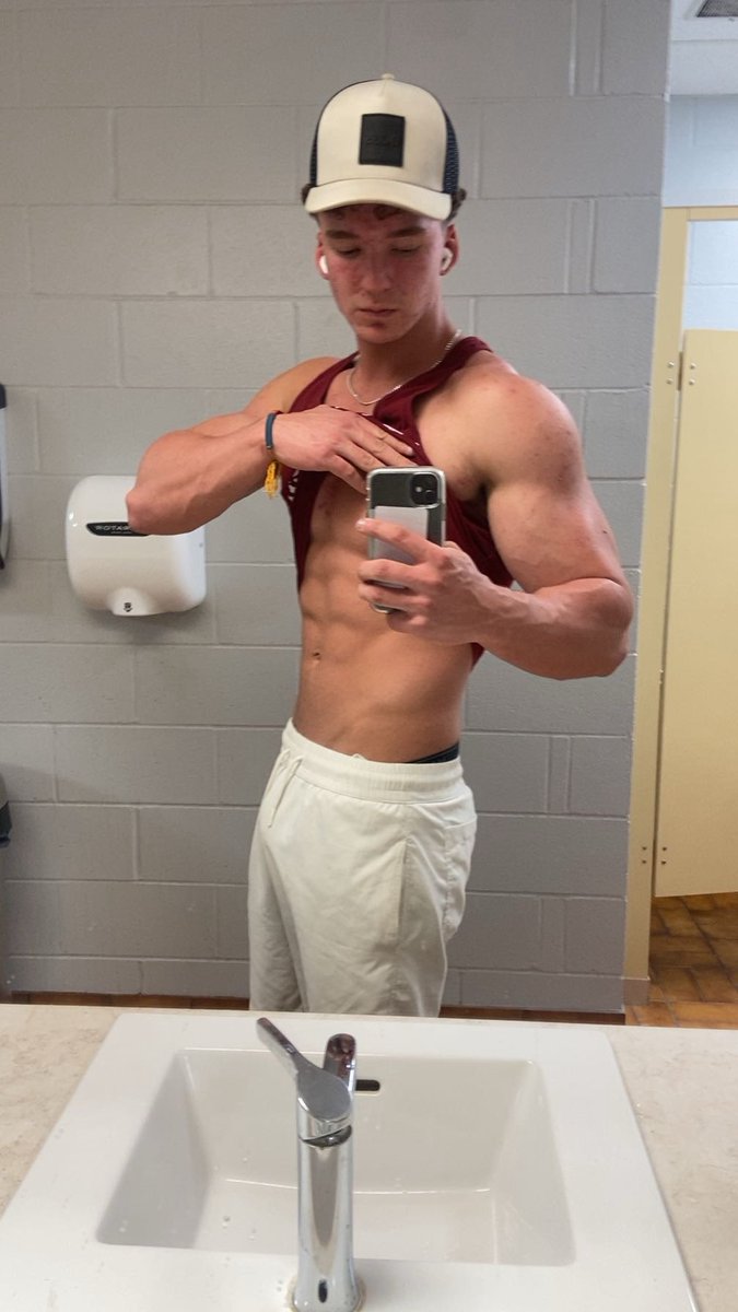 Alpha Matt tweet media