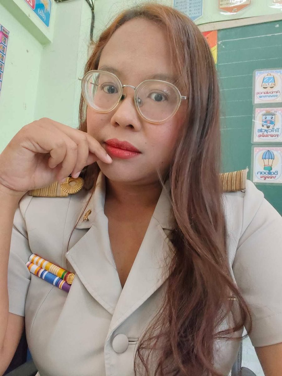 kamlah009's tweet photo. มีคนบอกว่า ชอบคนในเครื่องแบบ เป็นคนที่คาใจในหลายเรื่องมากๆ 🤔🤔แต่ทำไมน๊า คาชุดเนี่ย ยังไม่เคยซักที อุ้ย🫣🫣private 🔒 dm ❤️‍🔥❤️‍🔥 https://t.co/ZOrX46cKMZ