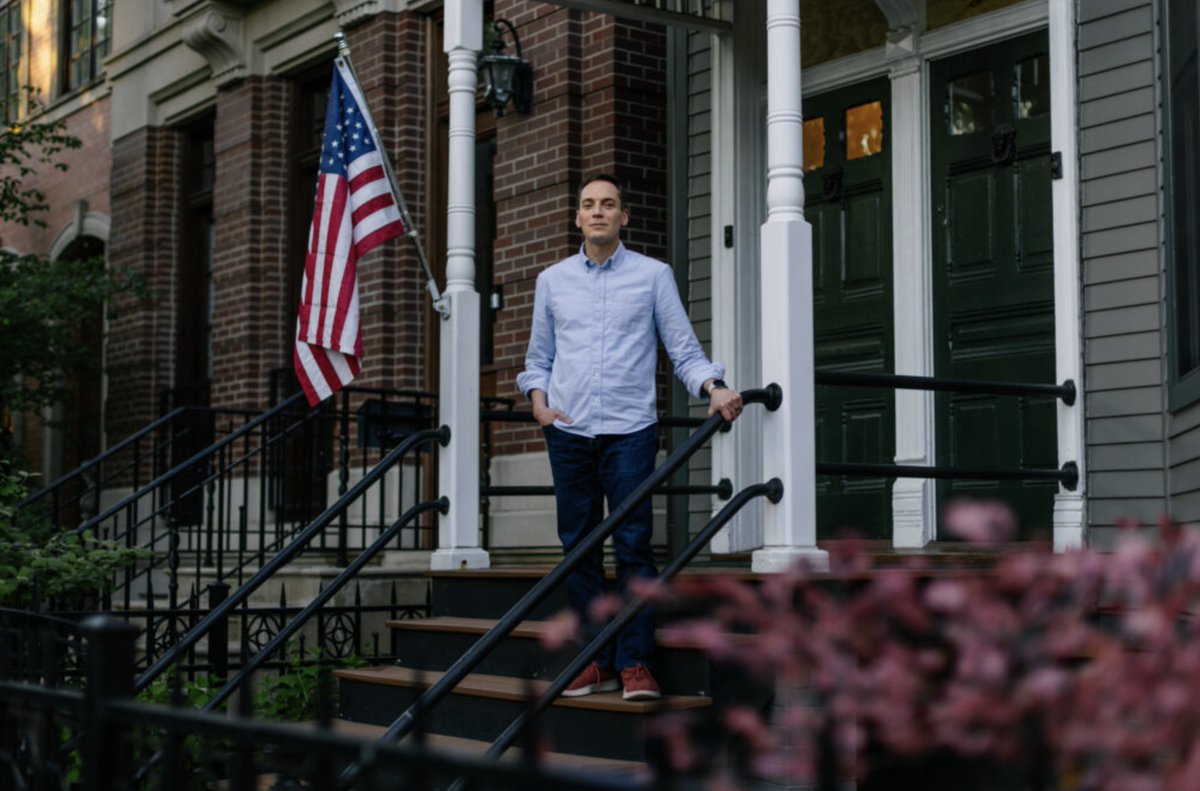 andrewwimer's tweet photo. Chicago Homeowner Sues Immigration Officers Over the Warrantless Raid That Damaged His Home

Leo Feler was far from Chicago when he got an alert from his security camera. He could only watch helplessly as Customs and Border Protection (CBP) agents invaded his property trying to arrest the workers who were fixing his house. His remote pleas to respect his property were ignored and, when he got home, he found damage that totaled more than $30,000. But the violation was deeper than the monetary cost.

Last fall, in the midst of the “Midway Blitz” operation, two vehicles of CBP agents drove the wrong way down a one-way street and leaped out at the house owned by Leo. Four construction workers replacing windows were eating lunch. The sudden raid prompted three of the workers who were on the sidewalk to retreat behind the home’s gate.

Without any hesitation, the agents tried to force the gate open and then scaled the five-foot metal fence. They chased the workers around the property, climbing onto the balcony in pursuit of one worker and chasing another into the detached garage.

While three of the workers evaded capture, the one in the garage wasn’t so lucky. He was apprehended, and in the course of capturing him, the agents damaged construction materials. Inside the home, there was blood from one of the workers injured by the agents.
While onlookers were watching and recording the raid, no one tried to stop the vehicles from leaving. Still, agents popped tear gas canisters with one being caught on camera remarking, “Throw it for fun.”

Leo first tried to report the intrusion to Chicago police, but the first station he visited wouldn’t even let him file a report, and a second said that there was nothing they could do. It’s extraordinarily hard for local authorities to hold federal officials accountable unless the federal government lets a prosecution move forward.

Suing federal officials is also exceedingly difficult, but Leo is trying anyway. This week, he and the Institute for Justice (@IJ) announced his lawsuit under the Federal Tort Claims Act (FTCA). While the raid happened last fall, Leo could not actually file a lawsuit until now because the FTCA requires people to first go through a claims process that gives the government six months to respond. CBP ignored Leo’s claims.

Leo may have plenty of video evidence that the agents violated his Fourth Amendment rights and damaged his property, but his lawsuit will be no cakewalk. It will likely be a long, expensive legal battle. Thanks to IJ’s donors, Leo won’t have to foot the bill. As with our other FTCA cases, IJ hopes that the precedent set by Leo’s case will make it easier for others to get justice.

This case joins the host of others we are pressing across the country: Penny McCarthy, who was wrongly arrested by U.S. Marshals; George Retes, the veteran held for three days without criminal charges; and Cathy George, the Atlanta woman whose home was wrongly raided. In Alabama, Leo Garcia Venegas is both working to stop unconstitutional raids and detentions, and seeking compensation through the FTCA.

The Constitution binds the federal government from violating rights and it is clear that officers cannot violate the sanctity of Americans’ homes without a warrant. When government officials violate rights like those found in the Fourth Amendment, we have to be able to hold them accountable. Otherwise, the Constitution is just a decaying piece of paper.