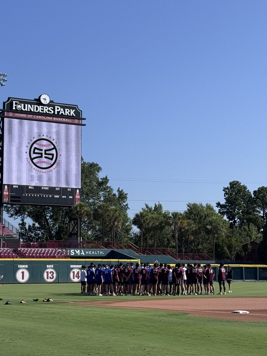 PrepBaseball_SC's tweet photo. Time to roll here in the #PalmettoState for the #ECSSG26 @GamecockBSB https://t.co/aktLOlWV99