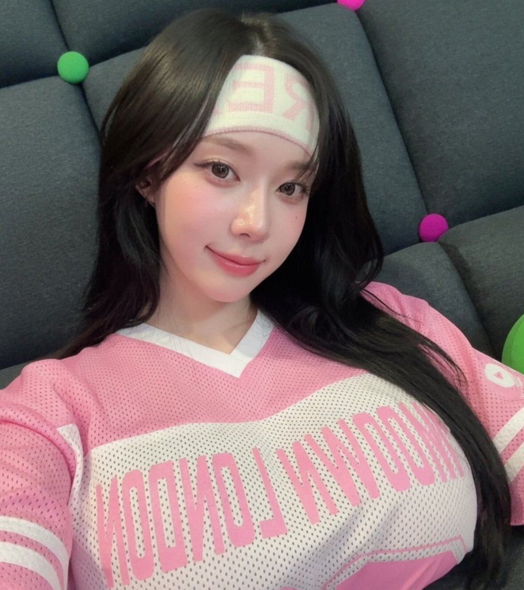 CumForCutiesX's tweet photo. minjeong aespa https://t.co/9rbWmLZgzN