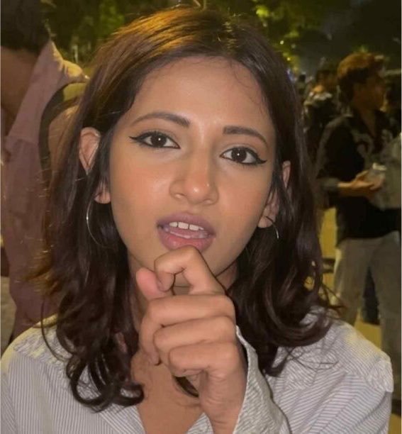 DesiLord_'s tweet photo. INDIA stands with RUCHIKA. ✊ https://t.co/MhwdWnfyY0