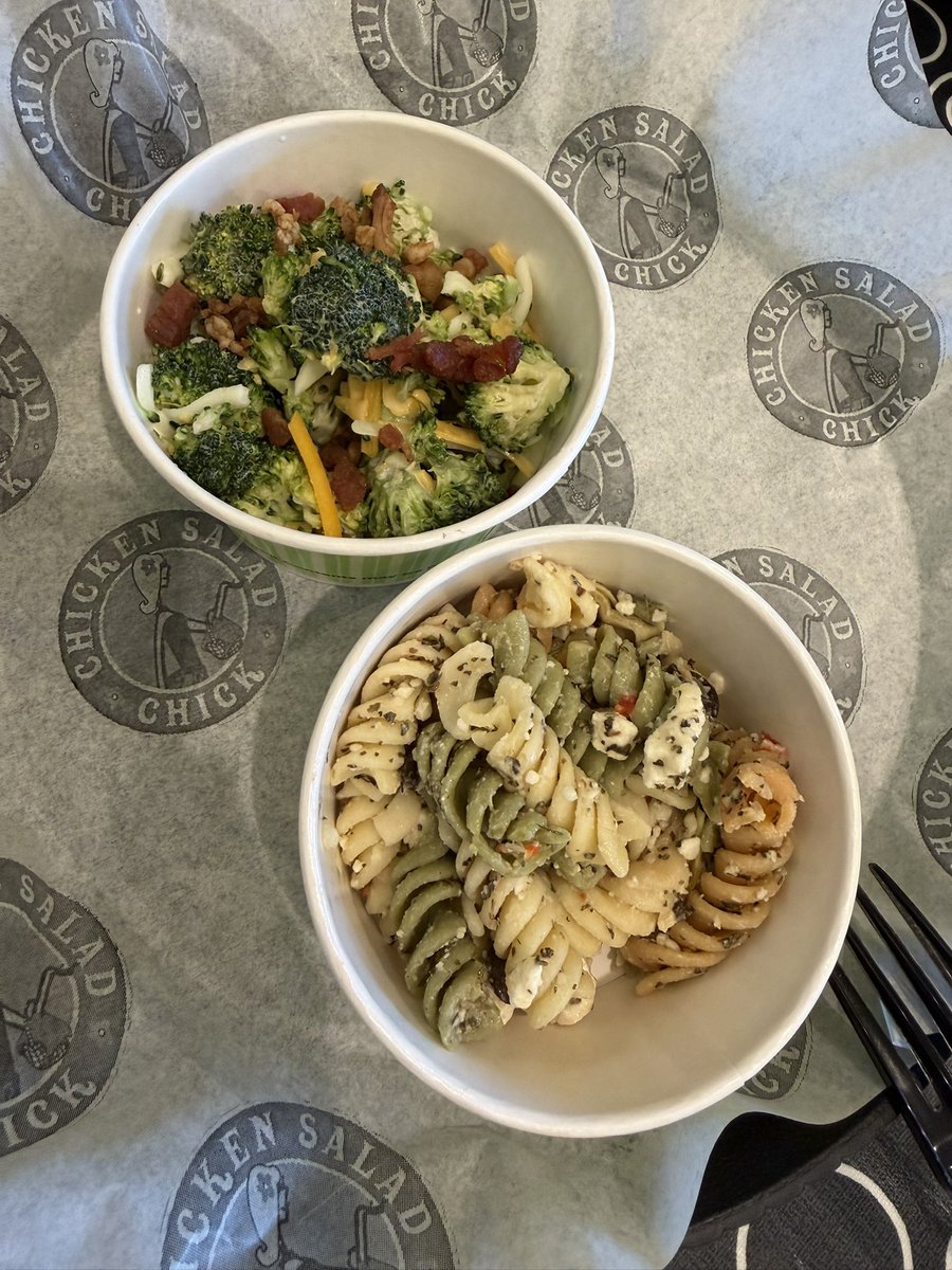 coindaydream's tweet photo. eats - 1,137 cals https://t.co/xAAlelqPqg