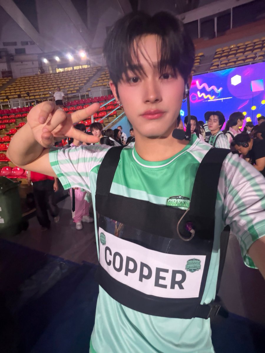 Copper_phrt16's tweet photo. ซ้อมยังสนุกขนาดนี้ บอกเลยพรุ่งนี้ทุกคนอึ้งแน่่่่ มารับชมพวกเรากันเยอะๆนะครับ👉🏻👈🏻🥺

Live Streaming Ticket 
🎫 https://t.co/FZvDRYtj1q

#กีฬาสีดูมันดิ2026
#DMDSportsDay26Merch https://t.co/hKbYkQwde7