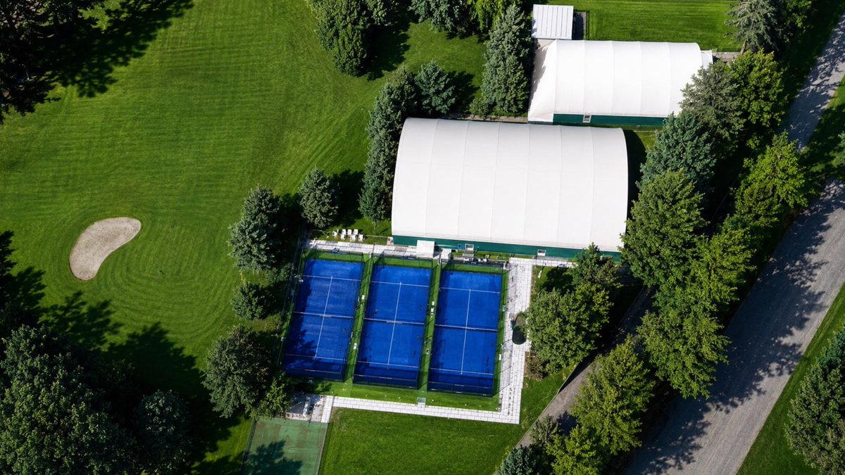 eberhard1887's tweet photo. When time steps onto the court. 
In the heart of the #PadelClubTolcinasco, the new branded Eberhard &amp; Co. court stands as an invitation to play with time.
At Tolcinasco, the Maison brings its long-standing heritage into the game.

#eberhard1887 #padel #swisswatches https://t.co/PxvTAnLLPQ