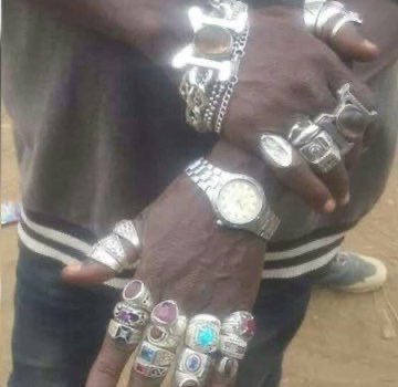 __Mamosh1's tweet photo. Bro na ulijuaje natambua vybz kartel
 
Also him👇 https://t.co/0OKhdrFrIO