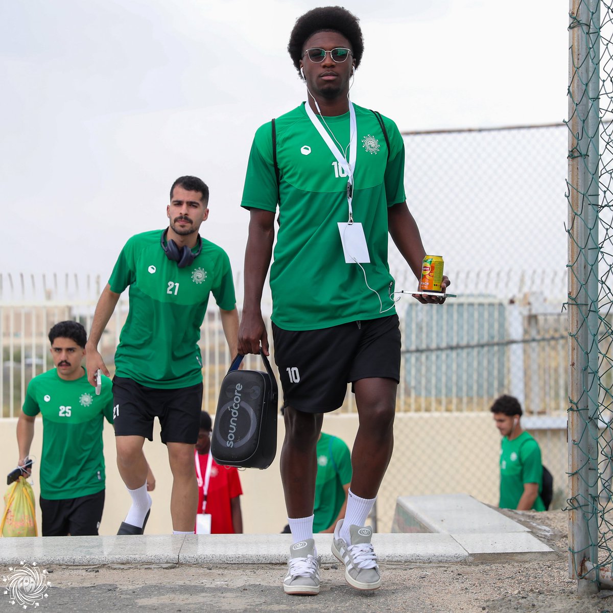 FPA_sa's tweet photo. وصول الأبطـال إلى مدينة الأمير سلطان بن عبدالعزيز الرياضية 💪⚽️.

#معسكر_الرابطة_الصيفي2026
#معا_من_اجل_اللاعبين https://t.co/s7LPFLpegD