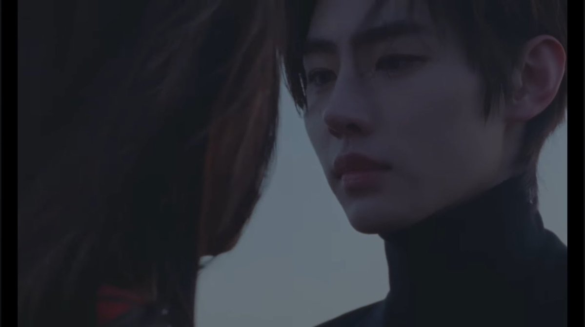 hooniish's tweet photo. please give my boy a break 😭 https://t.co/2qvGY17CwX