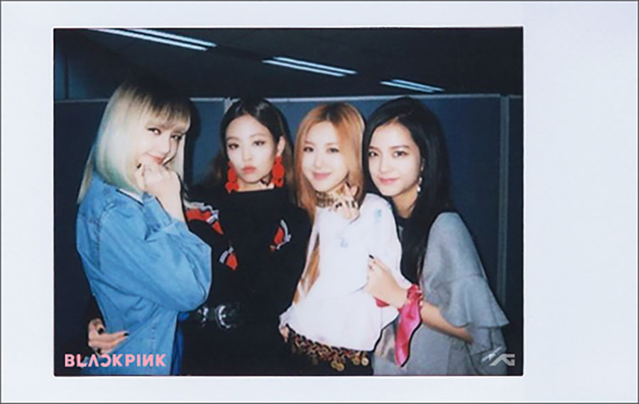 bpblinks888's tweet photo. "Just as you have over the past decade, we hope you will continue to share many happy days with BLACKPINK in the years ahead." 🖤🩷

#BLACKPINK10thANNIVERSARY https://t.co/T5vwz0aCge
