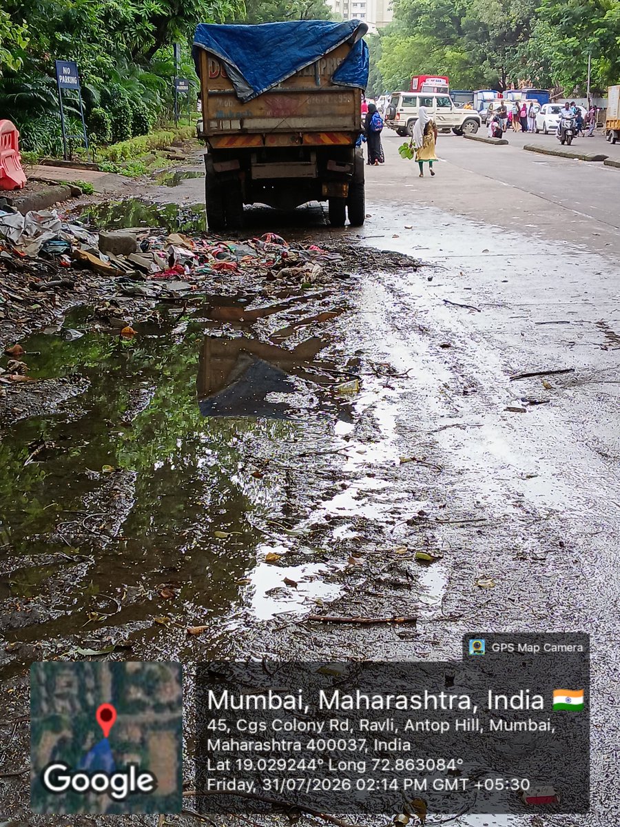 1andOnlySridhar's tweet photo. #YeThikKarkeDikhao
@YTKDIndia @mybmc @mybmcInfra #Sector 1 kane nagar near vasantdada patil chowk https://t.co/Jbcu7dr4Cg