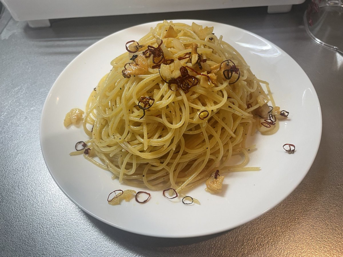 ezollowl's tweet photo. ソンゲントペペロンチーノ https://t.co/rJgaTiLjEB