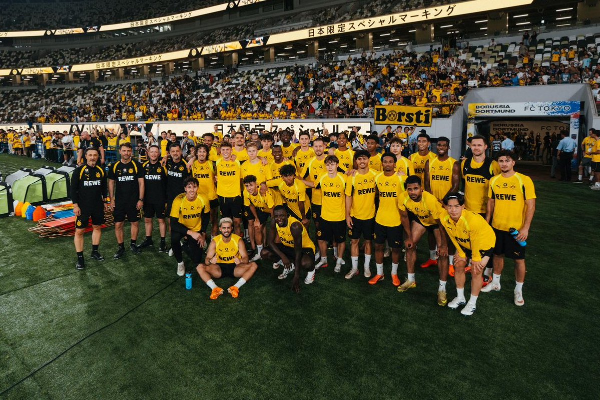BVB's tweet photo. 📍 National Stadium | Tokyo 📸 https://t.co/pbUkNoAzf4