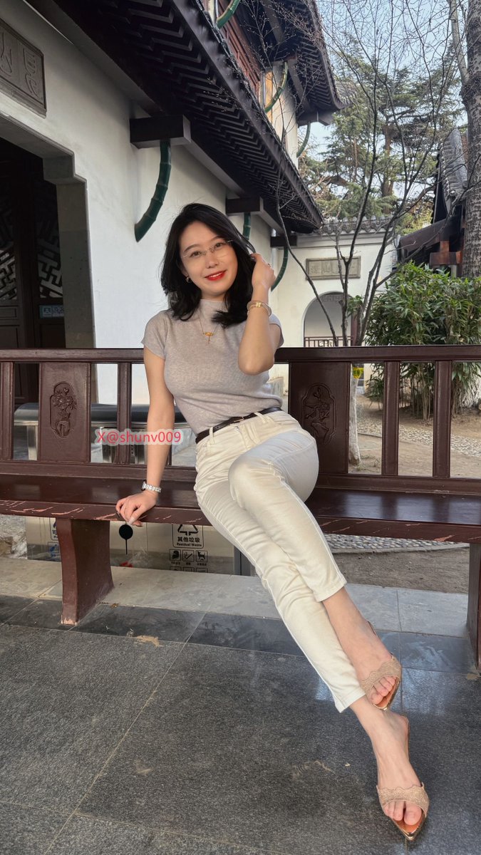 meiting09's tweet photo. 在这时光交错的瞬间，静静诉说那些被遗忘的流年。 https://t.co/7ggkYXofZp