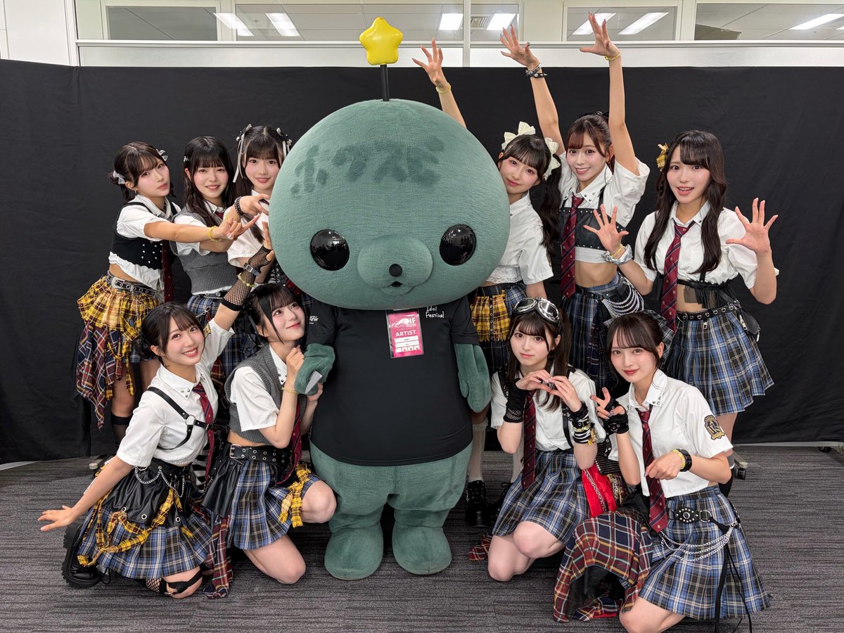 whsp_official's tweet photo. ◤📸#TIF2026 -DAY1- 🦂◢
#教育番組 #ホワスピ

「教育番組」（@MNS_kyoiku ）のタマと
お写真を撮らせていただきました📸✨

「I.W.S.P.（池袋ホワスピプロジェクト）」以来のタマ🦭🔪
ご一緒いただきありがとうございました🦂🤍

TikTokも撮影させていただいたので、
お楽しみに🌟 https://t.co/5SvP5mxMaI
