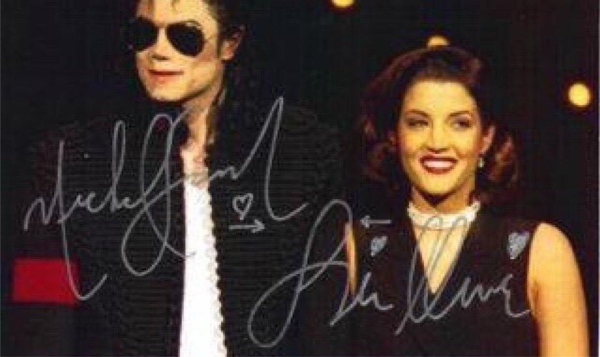 jacksleybr's tweet photo. ✨curiosidade Jacksley ✨

Michael e Lisa tinham um pequeno costume: quando assinavam seus nomes juntos, desenhavam um coração com uma seta apontando um para o outro. um gesto simples que dizia muito sobre eles e o amor que sentiam um pelo outro. https://t.co/bxUNdmPjBr