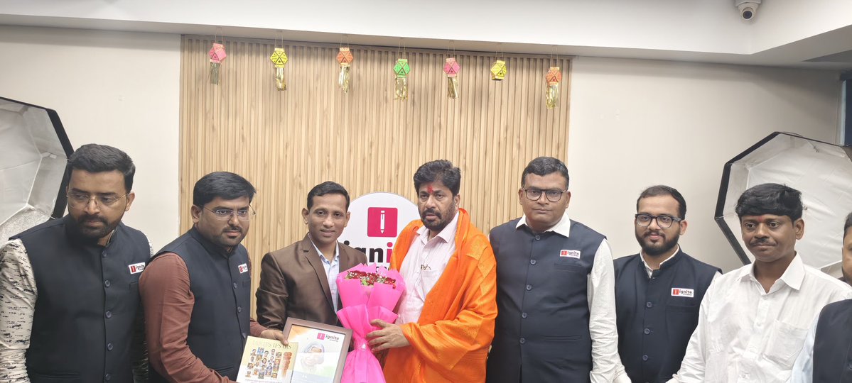 RealBacchuKadu's tweet photo. मा. बच्चूभाऊ कडू यांच्या हस्ते छ. संभाजीनगर येथे “उमेद” दिव्यांग स्पर्धा परीक्षा शिष्यवृत्ती योजनेचा शुभारंभ झाला. या योजनेअंतर्गत निवड झालेल्या दिव्यांग विद्यार्थ्यांना इग्नाइट अकॅडेमीच्या स्पर्धा परीक्षा ऑनलाइन कोर्ससाठी १००% शिष्यवृत्ती दिली जाणार आहे.

अधिक माहितीसाठीः ८८८८ ९९६११६