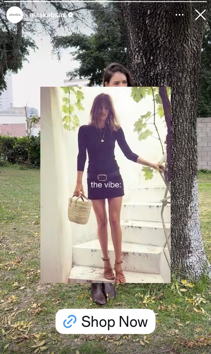 nataliadal_'s tweet photo. Sisi ya me compro este vestido de modal trucho para que me quede como A JANE BIRKIN https://t.co/2ICPzhe06S
