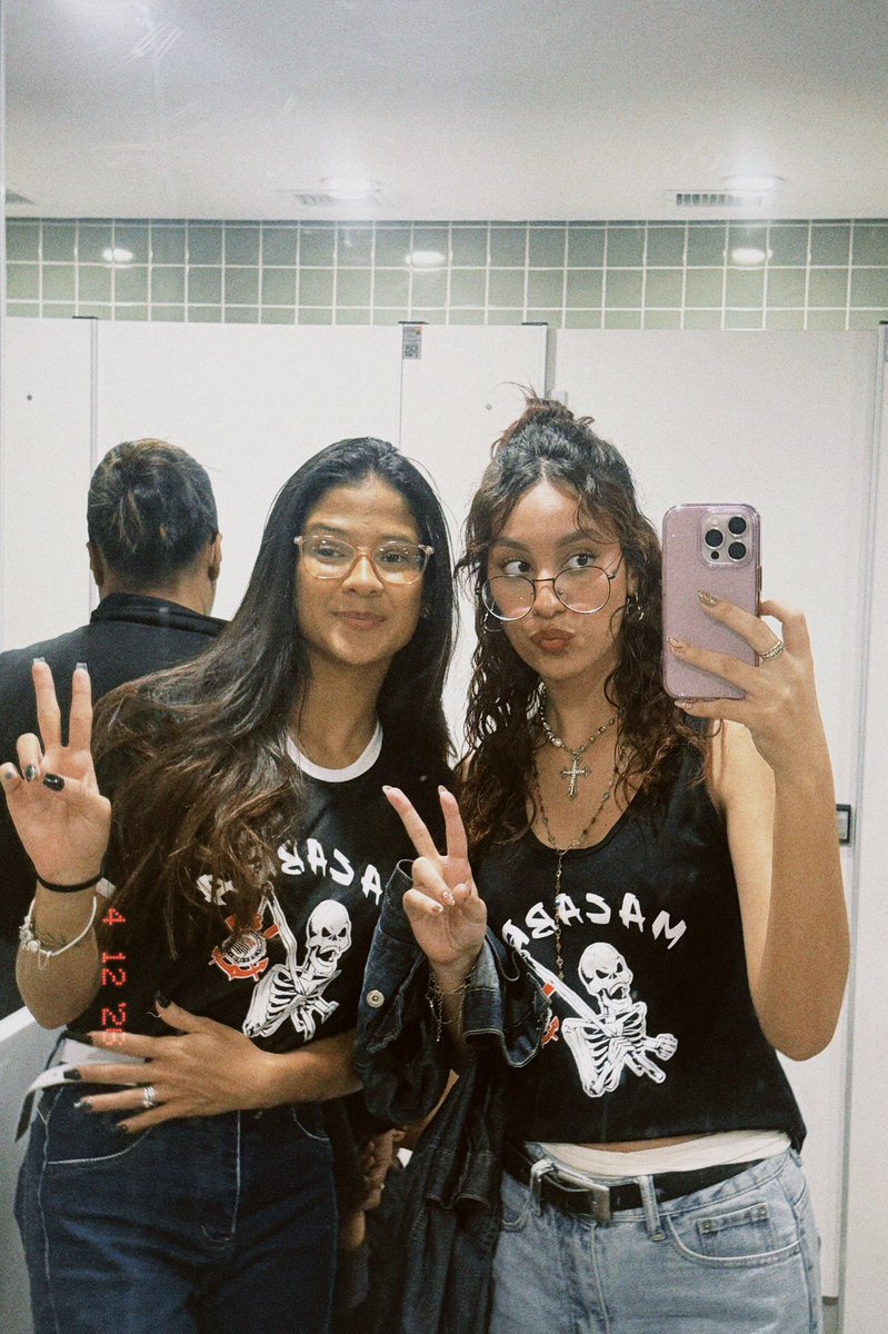 Bebe_aduds's tweet photo. Te amo muito amiga lari🩷🥨 https://t.co/xZ06w36xGB