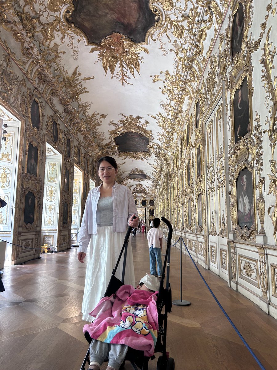 wu16102964's tweet photo. Everything was great... except for my wallet taking a heavy hit. 💸😂
7 days, 3 countries (Vienna, Munich, Zurich). Beautiful cities, amazing vibes, but "most livable" definitely comes with a steep price tag! https://t.co/FRSxvuF64X