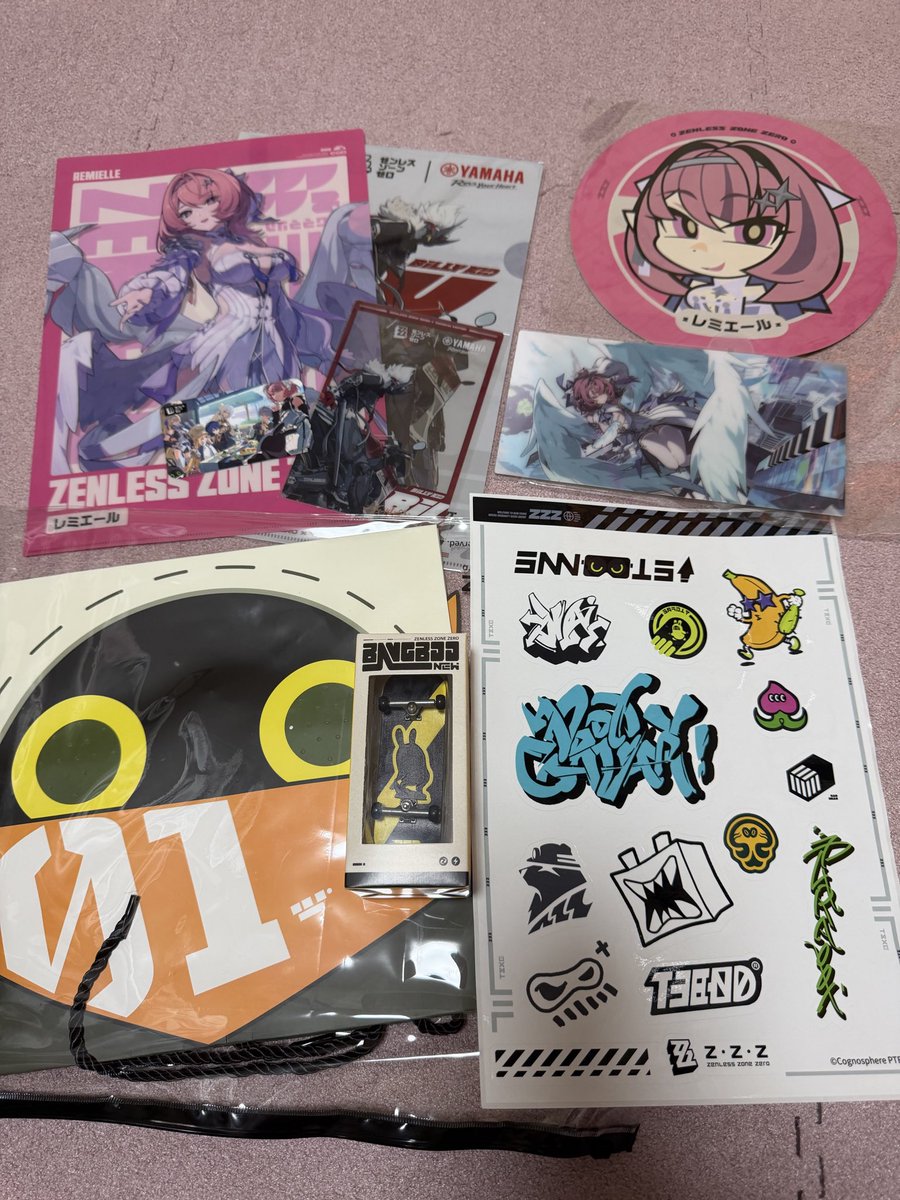 dayowp's tweet photo. 本日の戦利品です。色々貰ったし色々買いました👍
#ゼンゼロ2周年 
#ゼンゼロ記念イベント https://t.co/JIhClHVstB