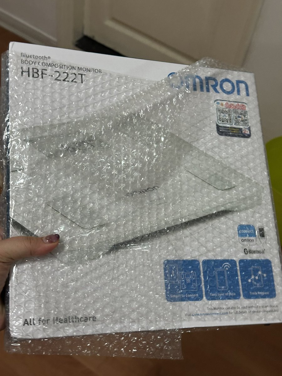 lil_kithly's tweet photo. เครื่องชั่งน้ำหนัก omron ราคา 2000฿ (ซื้อมา3000กว่า🥹) ซื้อมาซ้ำค้าบ ยังไม่ได้ใช้
-วัดไขมันในร่างกายได้
-วัดโปรตีนและกล้ามเนื้อต่างๆ
-วัดระดับความอ้วนแล้วเกณฑ์ในการลดไขมัน
-คำนวณอัตราการเผาผลาญแค่ละวันได้
 #เครื่องชั่งน้ำหนัก #ส่งต่อของใช้ #เครื่องชั่งน้ำหนักดิจิตอล #omron https://t.co/h2NWM1dUfe