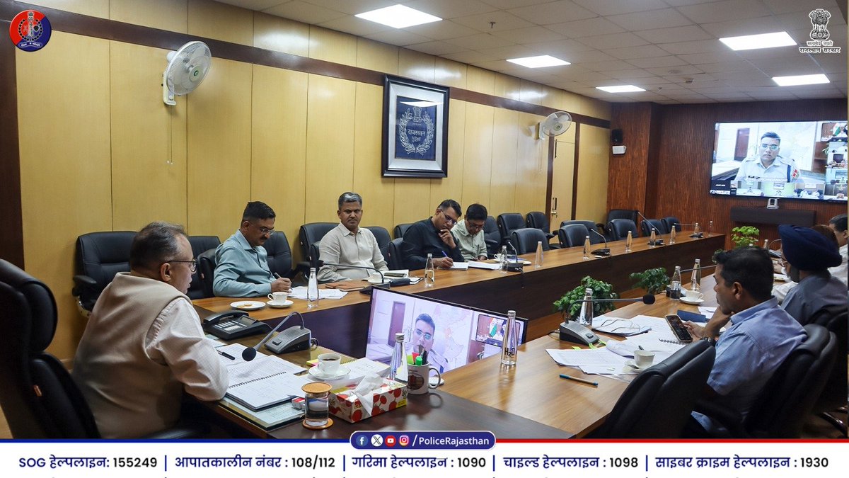 PoliceRajasthan's tweet photo. कानून-व्यवस्था और आपकी सुरक्षा — राजस्थान पुलिस की सर्वोच्च प्राथमिकता!

श्री राजीव कुमार शर्मा, महानिदेशक पुलिस, राजस्थान ने उच्च अधिकारियों के साथ बैठक कर सुरक्षा व्यवस्था की समीक्षा की एवं निम्न मुख्य निर्देश दिए:

त्वरित पुलिसिंग: आमजन में सुरक्षा और विश्वास बढ़ाने के लिए संवेदनशील व त्वरित कार्रवाई।

डिजिटल निगरानी: सोशल मीडिया पर भ्रामक और भड़काऊ सामग्री फैलाने वालों पर पैनी नज़र।

सतर्कता: अफवाहों के खंडन और कानून-व्यवस्था बनाए रखने के लिए चौबीसों घंटे निगरानी।

आमजन से अपील है कि ज़रूरी सूचना व सहायता के लिए केवल आधिकारिक स्रोतों पर ही विश्वास करें। किसी भी भ्रामक खबर की पुष्टि के बिना उसे शेयर न करें। 

जिम्मेदार नागरिक बनें, सुरक्षित समाज का निर्माण करें। 

#RajasthanPolice #SafeRajasthan #LawAndOrder #CyberAwareness #ResponsibilityOnSocialMedia