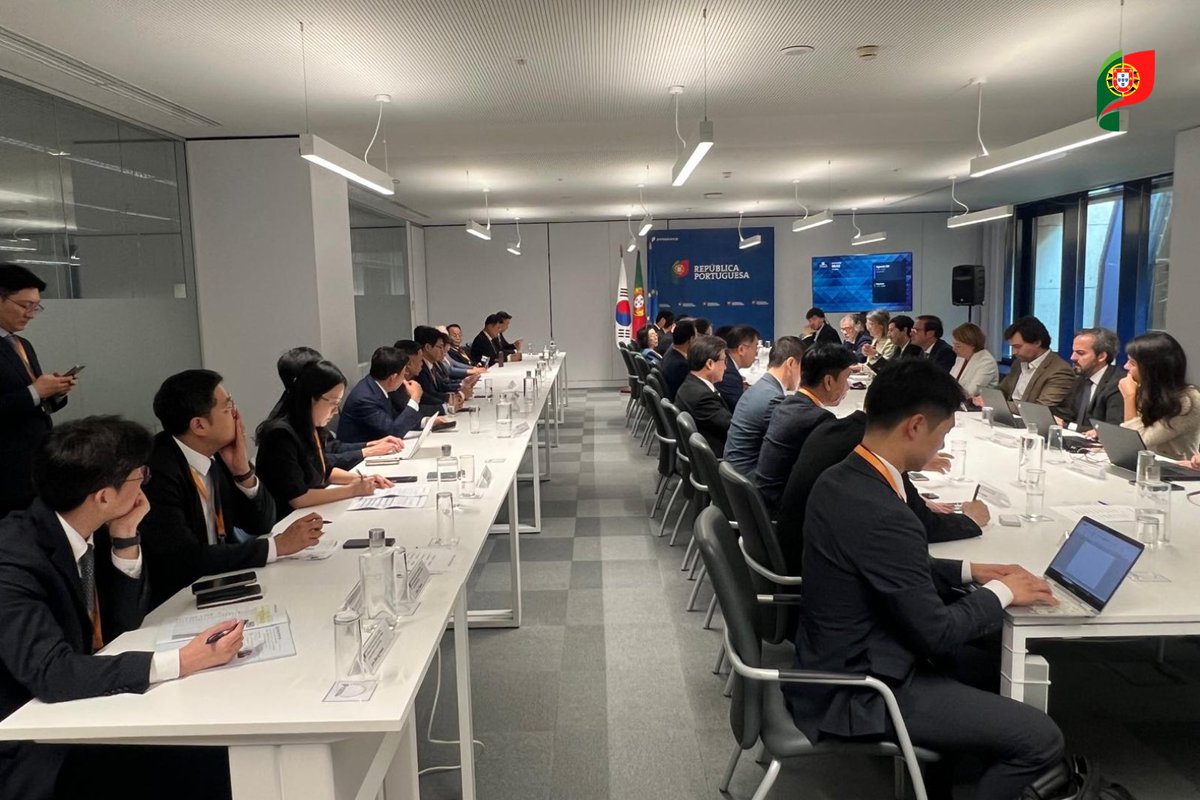 iestruturas_pt's tweet photo. Comitiva da Coreia do Sul explora laços com Portugal nas Infraestruturas, Mobilidade e Habitação
Visita teve a colaboração de várias empresas e entidades públicas
#MIH https://t.co/tl3BBDsZ4z