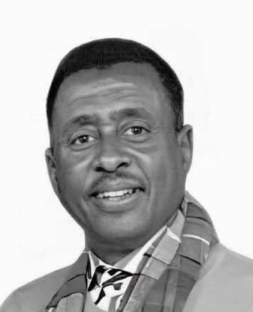 MAWareSO's tweet photo. Ilaaheey ha u naxariisto Axmed Cali Cigaal.  Wuxuu ahaa tiir fanka, dhanka laxanka, garaacidda iyo heesaha.

Waxuu qeyb muhiim ah 1990-yadii ka ahaa wacyigelin riwaayadeysan oo ka hadleeysay sameeynta colaadda sokeeye oo hey’adda Laanqeerta Cas, oo aan markaas  ka shaqeynaayey garab u aheyd- oo la oran jiray ‘War jiraaba cakaaruu iman’- in wax la hubsado oo aan colaad si fudud loo hurin.

Waxaa iigu horeeysay oo aan bartay 1972-dii oo aan deris Anzalotti ka aheyn. Ilaa waqtigaas, dabeecadiisa wanaagsan isma beddelin.

Ilaaheeyow Dambigisa dhaaf, Jannatul fardowsana ugu bishaaree..