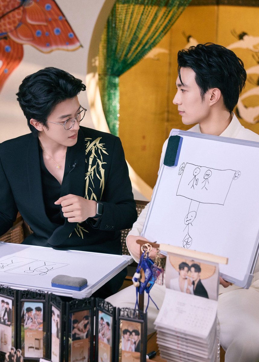 zungyinei's tweet photo. 260731 MEIFUBAO Event Notice

https://t.co/T1UdSAKdtu

댓글에 가장 마음에 들었던 명장면과 그 이유를 공유해 주세요. 베스트 댓글 작성자에게는 슈보 친필 사인 사진 1장을 드립니다.

🎁⏰ 마감: 2026년 8월 20일 12:00

#MatthewHan #ZhangMingbo 
#XingZhangLi #XiuBo https://t.co/jYJyISFJ1w