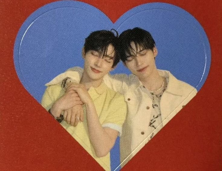 binneuls's tweet photo. omg neul said if bin and him were disney characters they'd be mickey and minnie mouse 😭😭😭😭😭😭😭 https://t.co/9oqdmPZz2O