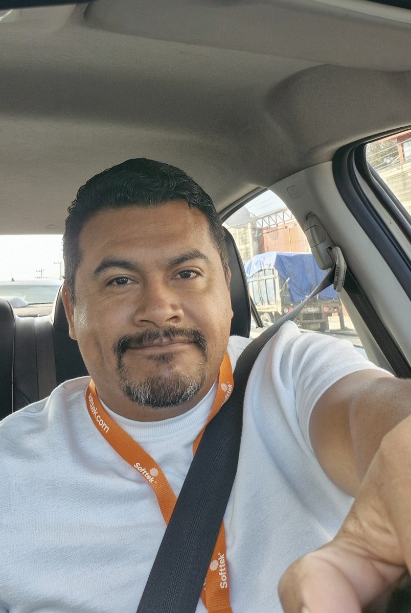 ChassingB's tweet photo. Buenos días. ☕🚗
Rumbo al trabajo… que tengan un excelente día. ¿Alguien de CDMX para portarnos mal?#GoodMorning #GayBear #WorkingDay #TGIFGAINS https://t.co/z8OAGtHgI4