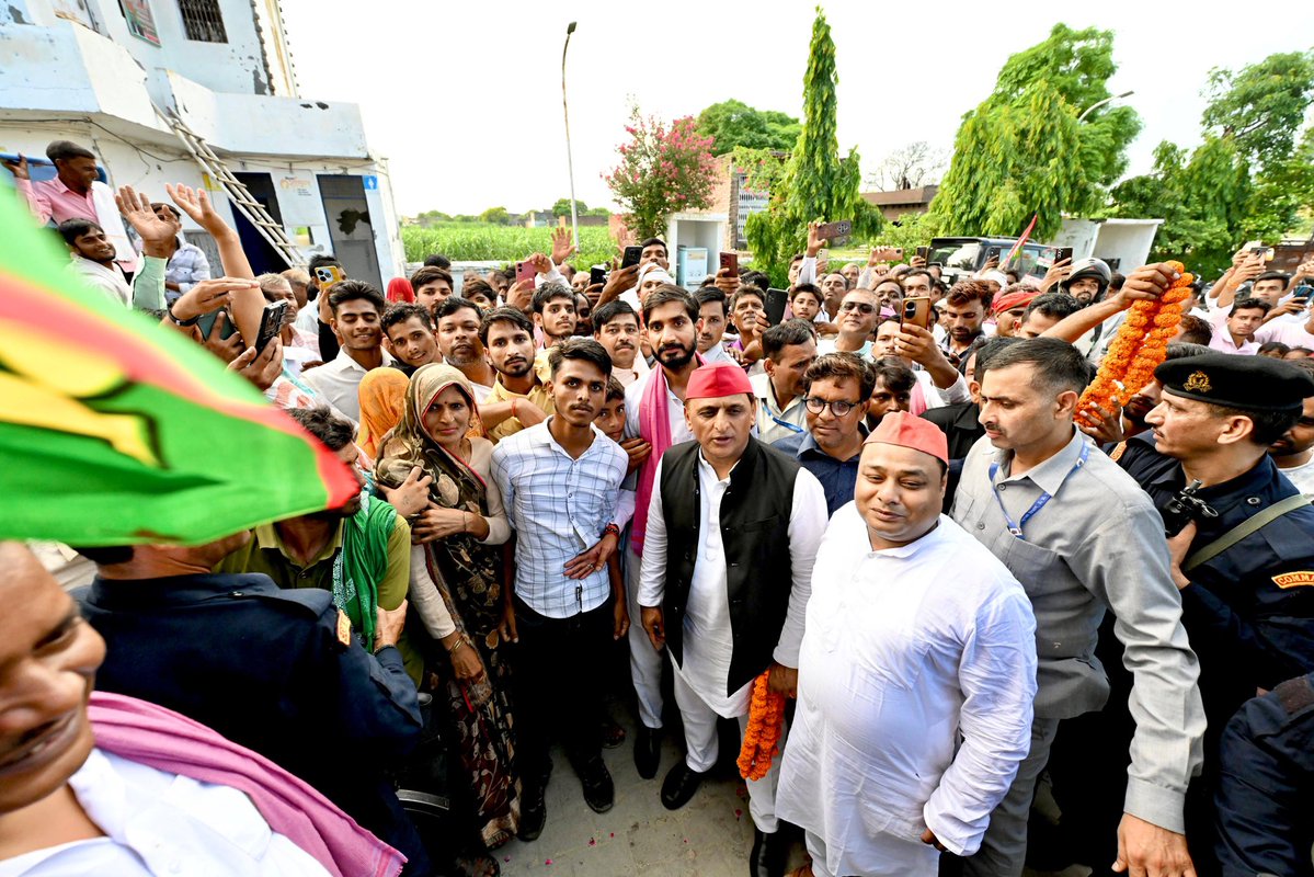 yadavakhilesh's tweet photo. https://t.co/BMz0N7wcP7
