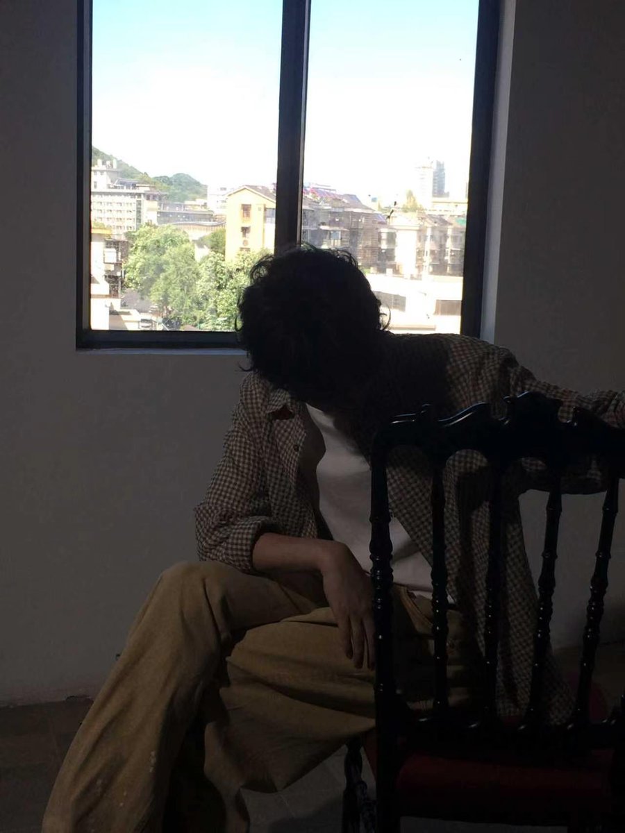 RedStringz99's tweet photo. #TianXuning
#TodayWithTianXuning
July leaves behind its memories, while midsummer echoes with life. π§©
#OnePlogToSayGoodbyeToJuly #AChanceEncounterThisSummer https://t.co/oGqXZwnNf3