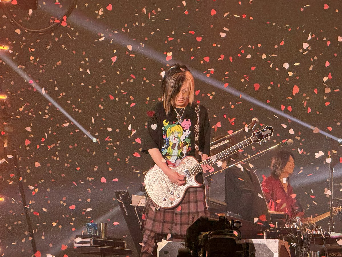 K_ozue's tweet photo. 最近のiPhoneすげーな
自分で撮った写真がFC会報みたいな画質

#GLAY
#HAPPY_SWING
#WLHS4 https://t.co/bFE71kj67G