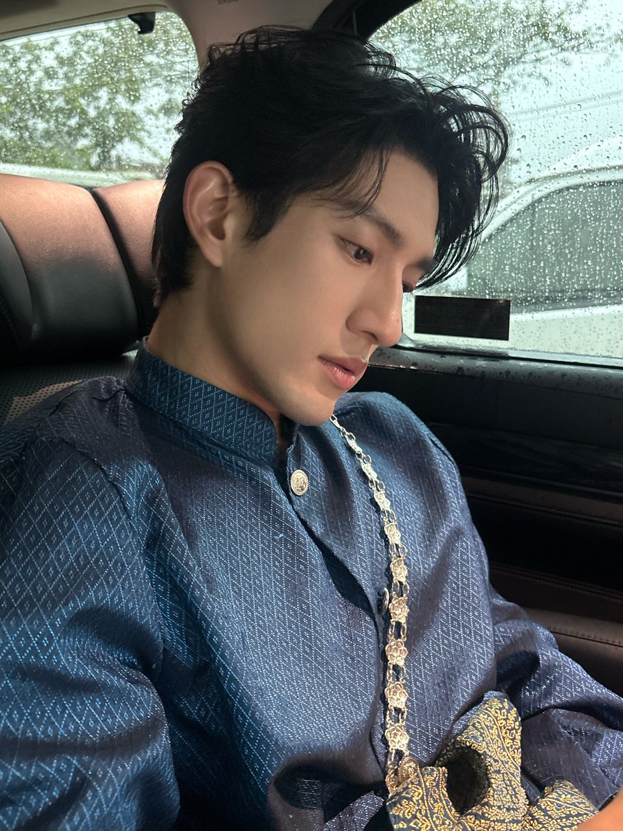 000zlve's tweet photo. 아 정통 얼굴 보고 가슴 웅장해진다 
#政瞳 #aylio https://t.co/v531tcceiF