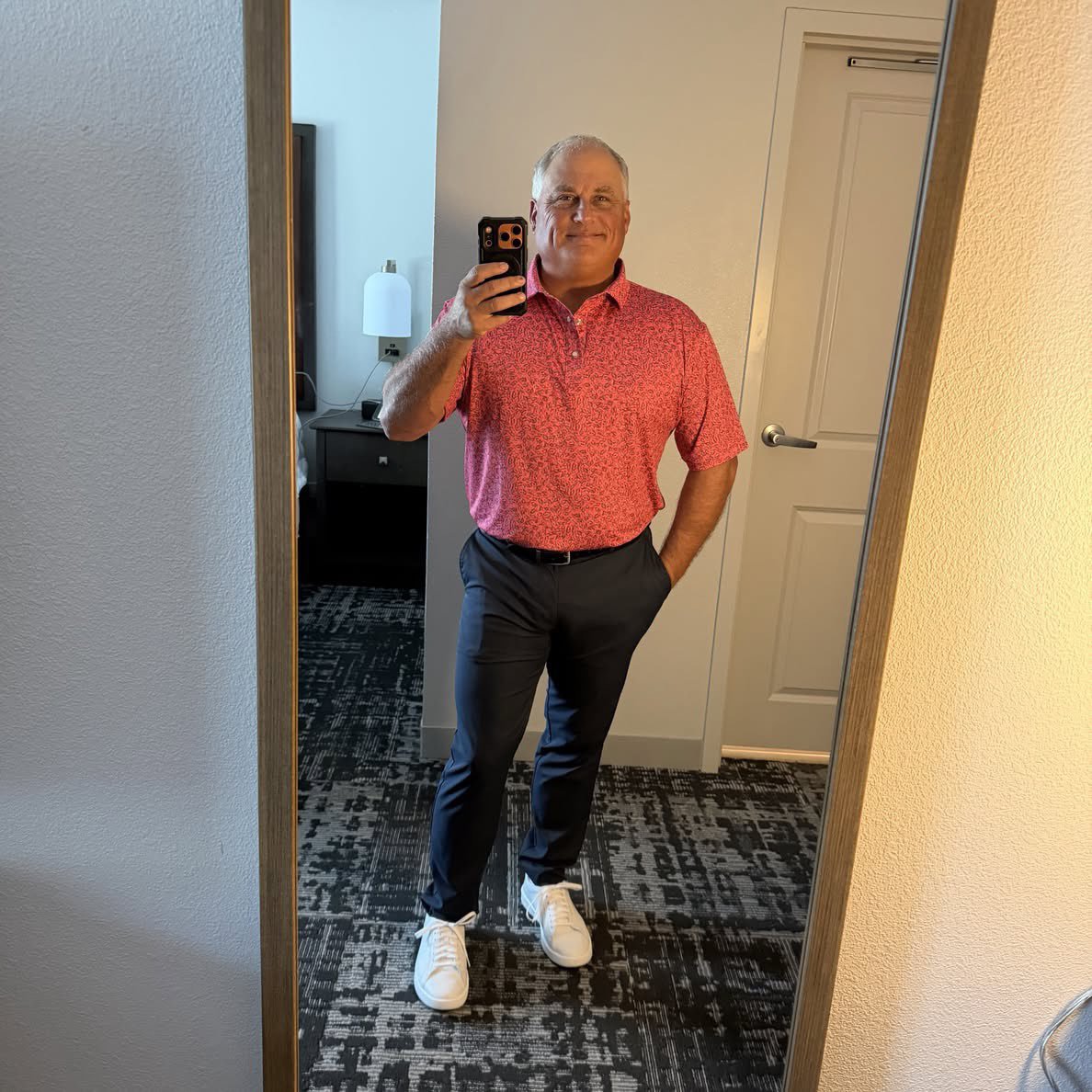 shacklefree's tweet photo. how do I look today https://t.co/MMfl3oFZXg