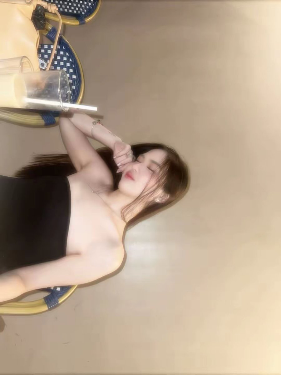 joycemaria04's tweet photo. Going live at 3:00 UTC !!

Either we celebrate or we pretend this stream never happened. 

Please clap when I win. Ignore everything else. 👏😭 https://t.co/kddsS9gLyw https://t.co/eoDEmSqsYn