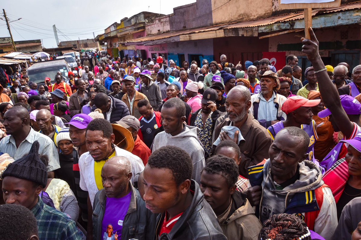MarthaKarua's tweet photo. We have officially opened a PLP office at Gitugi Shopping Centre in Murang'a.

Here, citizens can gather, organize, engage, and contribute to shaping the future they want for their county and for Kenya.

Karibuni! This is your space. This is your movement.

#TuunganeTujikomboe https://t.co/Soydf4aSSi