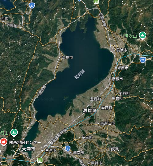 FeHisapuu's tweet photo. @geographybu この二つかな
滋賀：戦国時代までさかのぼるが琵琶湖を制することで北陸も畿内も中京もどこにでも行けた。
現在でいうと、新幹線で日本三大都市はもちろんと北陸、南東北、九州まで行ける可能性がある
岡山：瀬戸内で気候が安定して、津波のリスクは圧倒的に低い、火山も断層も少ない https://t.co/9fZzfTTOD0
