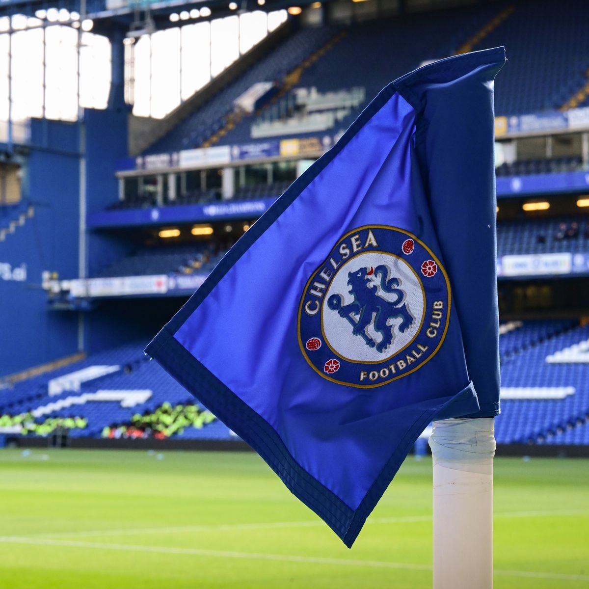 betloaded's tweet photo. 🚨 BREAKING: Chelsea have been hit with a £10 million fine and a two-window suspended transfer ban by the FA.

The sanctions reportedly relate to secret payments made to agents during Roman Abramovich's ownership.

[@SkySportsNews]

#Chelsea #CFC https://t.co/Yvp23NZVxN