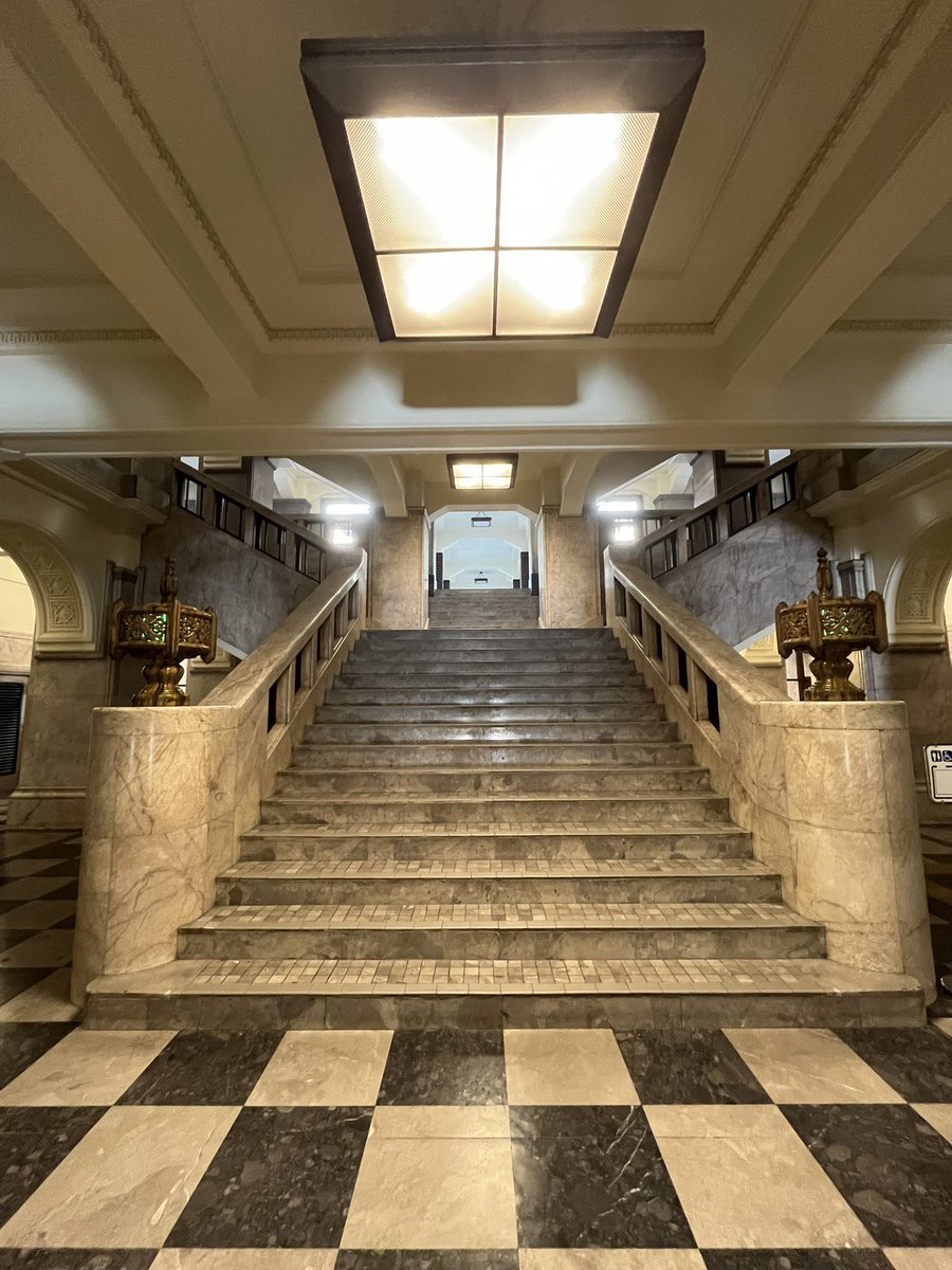 uburatta's tweet photo. 名古屋のあまりの暑さに命の危険を感じつつ、チェックしてた場所を少しだけ見てきました　こんな文化財が無料で解放されてるとか神ですか？明日はさらに暑いらしいので、無理せず早めに切り上げなきゃ死ぬ🥵 https://t.co/jvrMw3tnTF