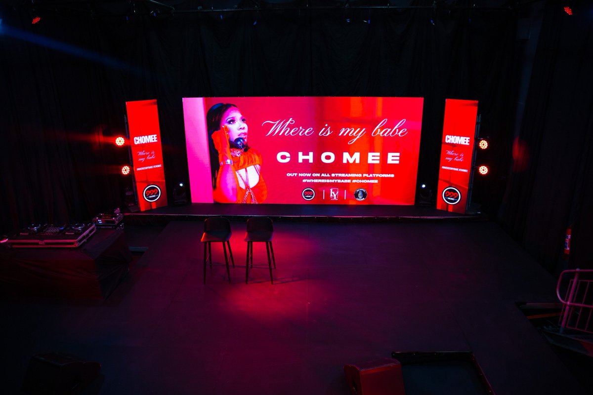 SthembiD's tweet photo. History in the making! 🇿🇦 Chomee is spoiling us with a massive double premiere today. Go check out the links, choose your favourite track, and let me know your thoughts down below! 👇 #ChomeeHistory #EmajwaleniChallenge https://t.co/hMgxB7bHJo