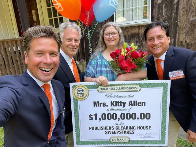 DanielleLahly's tweet photo. Congratulations to Mrs. Kitty Allen!!! https://t.co/SQn07bHfYv