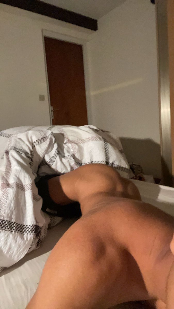 diegooo201's tweet photo. j’avais trop chaud
qui est chaud pour me la mettre ?? 
#gay #nsfwㅤㅤ https://t.co/2oXQtceu8v