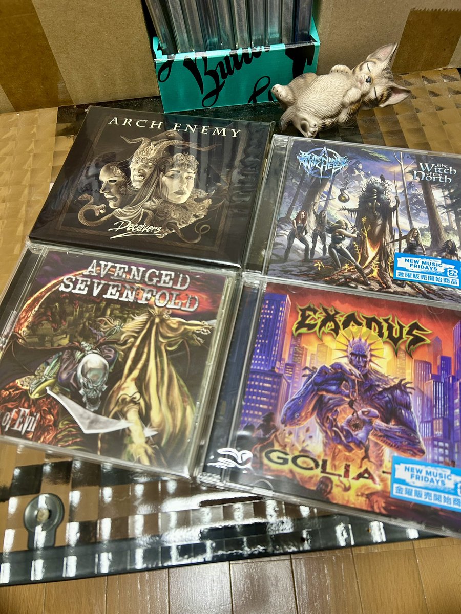 DreamCh24621504's tweet photo. Hi, guys.
I listened to these CDs on July 31st, 2026.

Deceivers / Arch Enemy🇸🇪
#AlissaWhiteGluz

The Witch of the North
Burning Witches🇨🇭
#LauraGuldemond

City of Evil / Avenged Sevenfold🇺🇸
#MShadows

Goliath / Exodus🇺🇸

I finally got to Friday.
Have a nice weekend, friends. https://t.co/FzggNvk02P