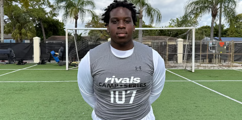Corey_Bender's tweet photo. Florida DL commit Stive-Bentley Keumajou has reclassified to the 2026 class.

MORE: https://t.co/ETvgVn4ovk https://t.co/UGKEeAb3h8