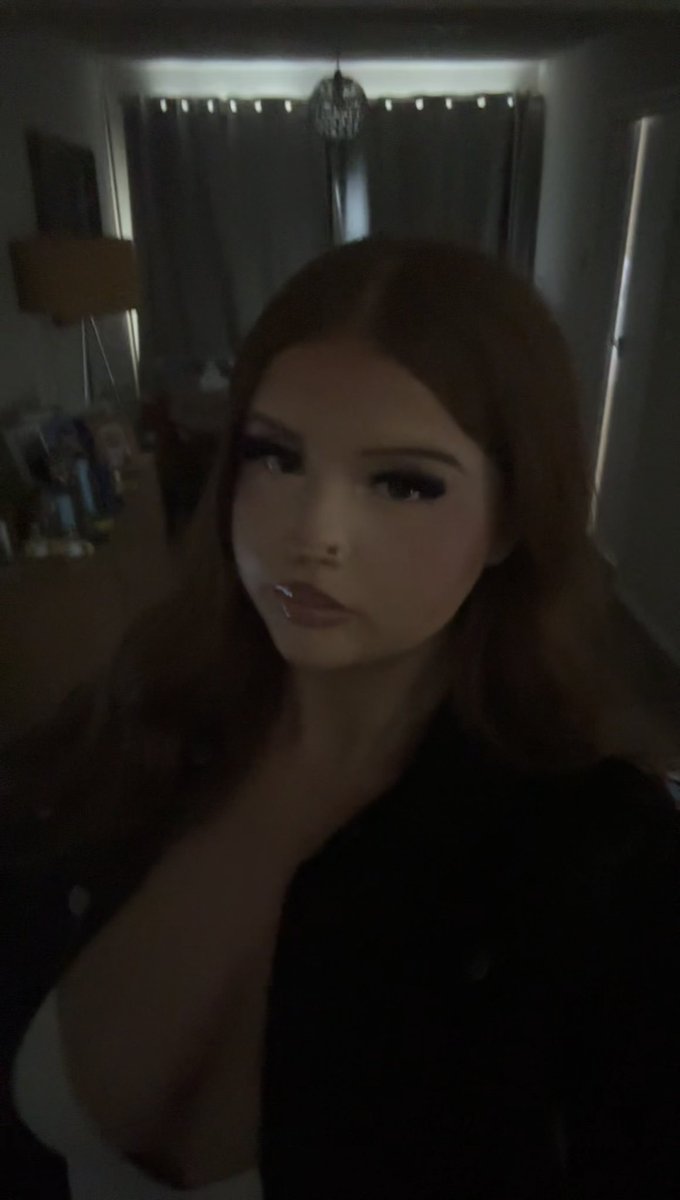 flwlesslucki's tweet photo. i want to drain a loser 😋

findom paypig femdom whalesub humanatm goddess cuck https://t.co/kGMbxCRVfv