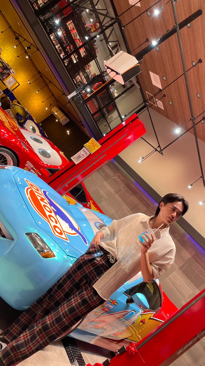 kod_ooooo's tweet photo. 今月の壁紙に使ってくれて良いよ

#頭文字D #高橋涼介
#カーズ

#ピクサー展が流行っているらしい
#あえてそこに行かない浅めの尖り
#深い人間と思われたいと言う浅い感情

#雰囲気 #雰囲気男子 #メンズ #黒髪男子 #ファッション #被写体 #RTで私を有名にしてください #拡散希望 https://t.co/BEpW066b6H