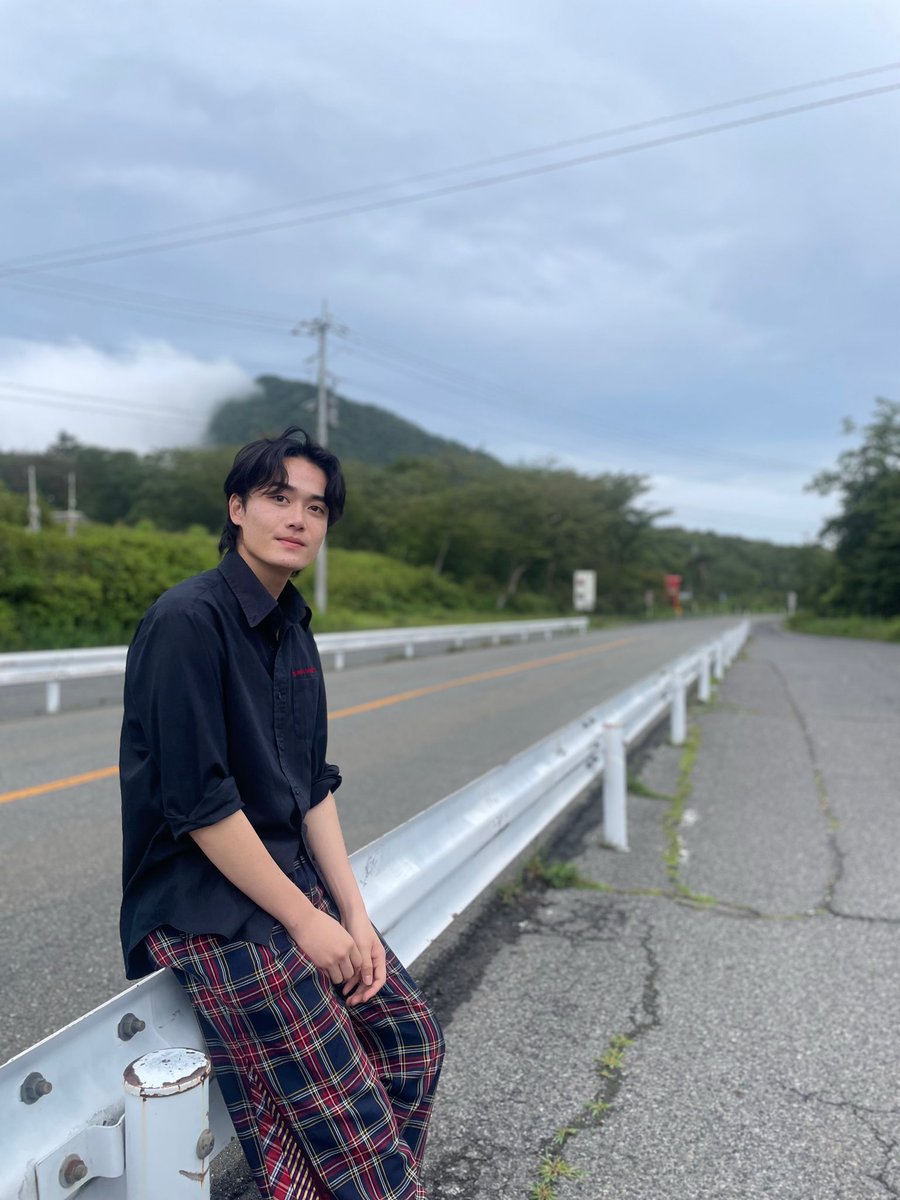 kod_ooooo's tweet photo. 今月の壁紙に使ってくれて良いよ

#頭文字D #高橋涼介
#カーズ

#ピクサー展が流行っているらしい
#あえてそこに行かない浅めの尖り
#深い人間と思われたいと言う浅い感情

#雰囲気 #雰囲気男子 #メンズ #黒髪男子 #ファッション #被写体 #RTで私を有名にしてください #拡散希望 https://t.co/BEpW066b6H