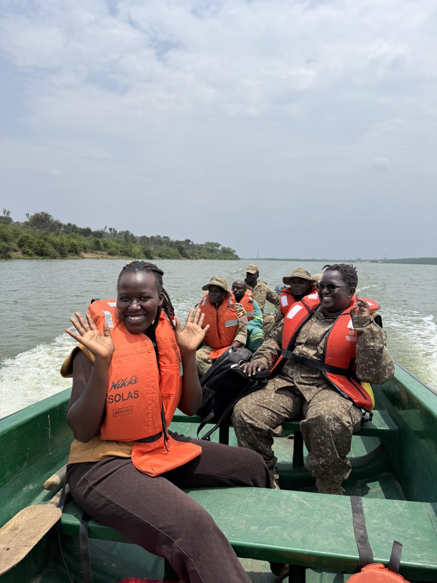 MChagara's tweet photo. To the protectors of the wild—thank you for your service. Your commitment to safeguarding our ecosystems and endangered species does not go unnoticed. Happy #WorldRangerDay!
#conservation #RangerDay #ConservingForGenerations #Wildlife https://t.co/uqrOtQsmxA